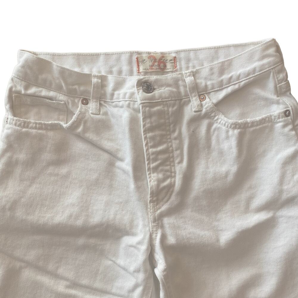 FP Free People Maggie White Mid Rise Straight Distressed Jeans Denim 26 - Picture 7 of 9